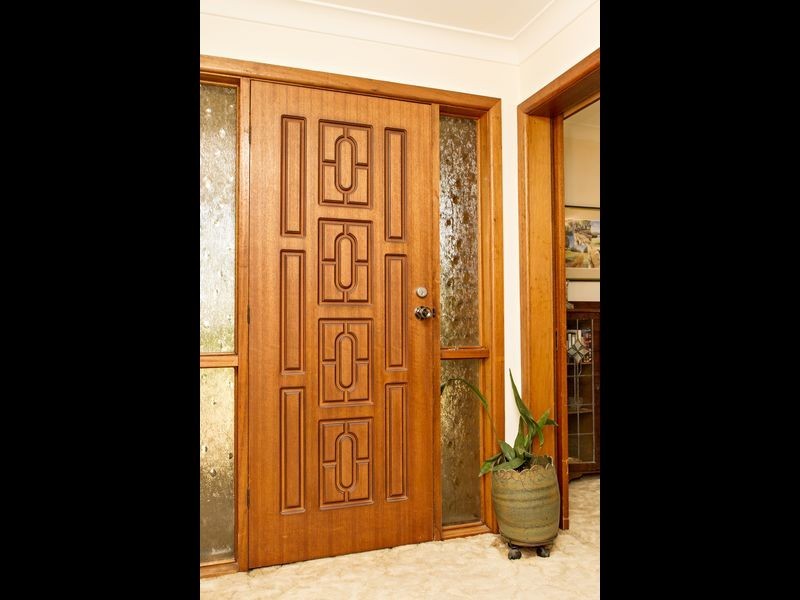 37 Whiteman Avenue, Young NSW 2594