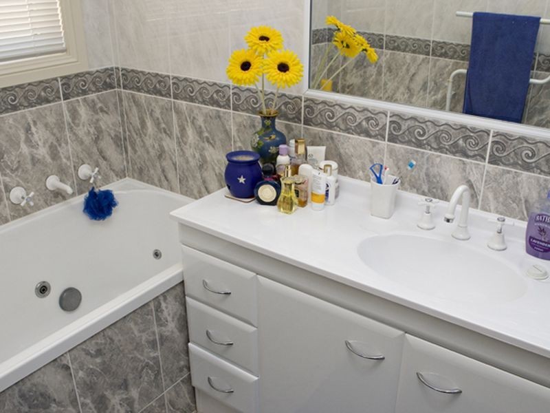 52 Newtons Rd, Young NSW 2594