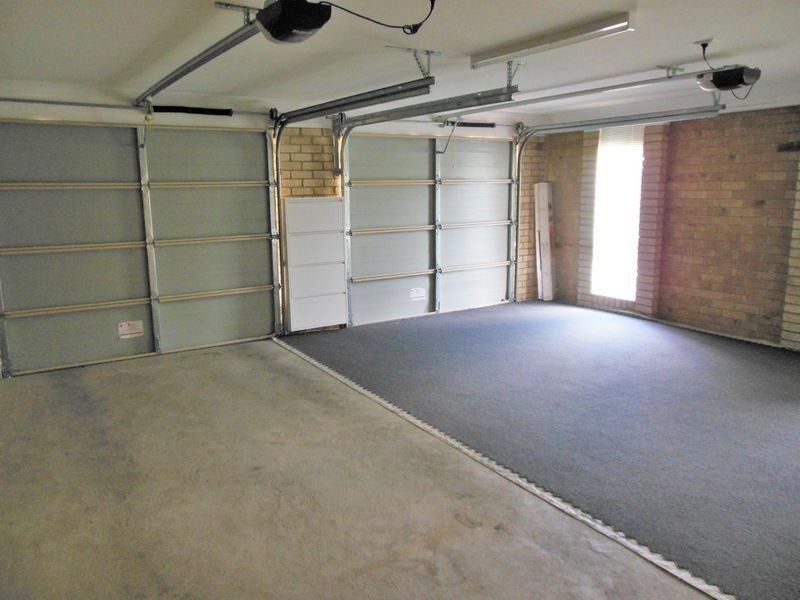 55B Templemore, Young NSW 2594