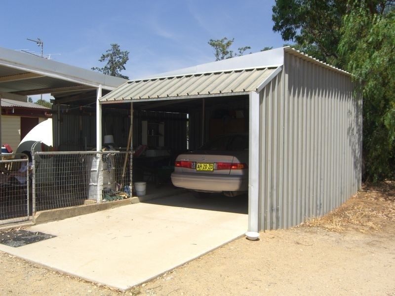 Young NSW 2594