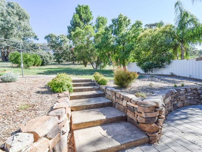 177 William Street, Young NSW 2594