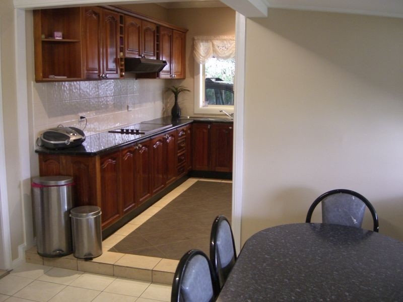 4 McLerie, Young NSW 2594