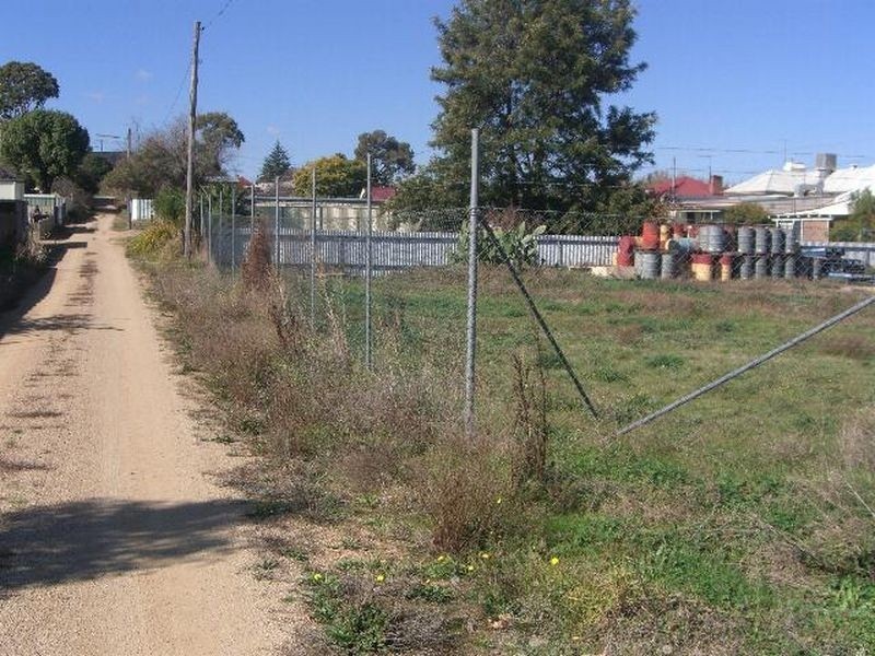 157 – 159 Nasmyth, Young NSW 2594