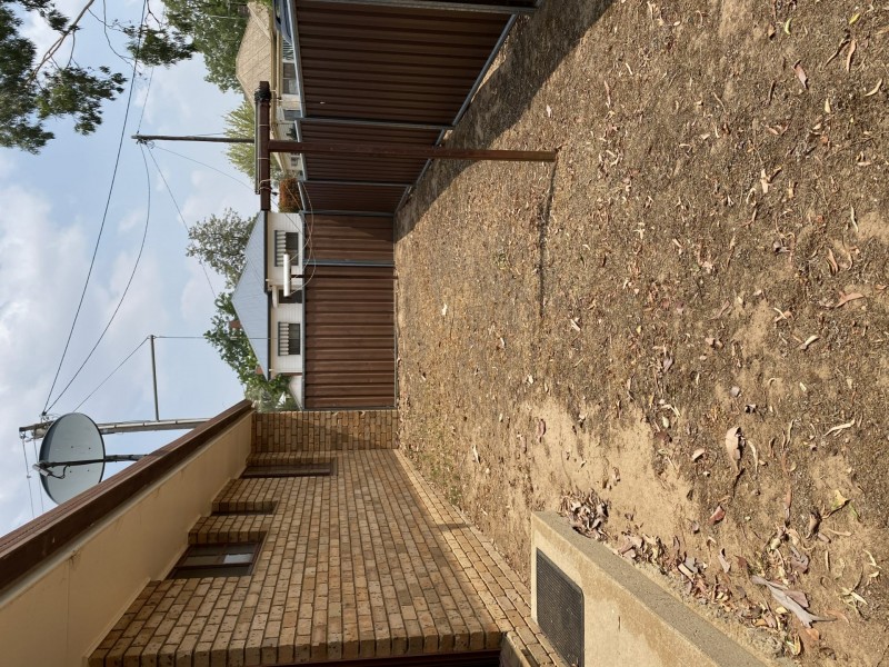 Unit 1/17 Miro Street, Young NSW 2594