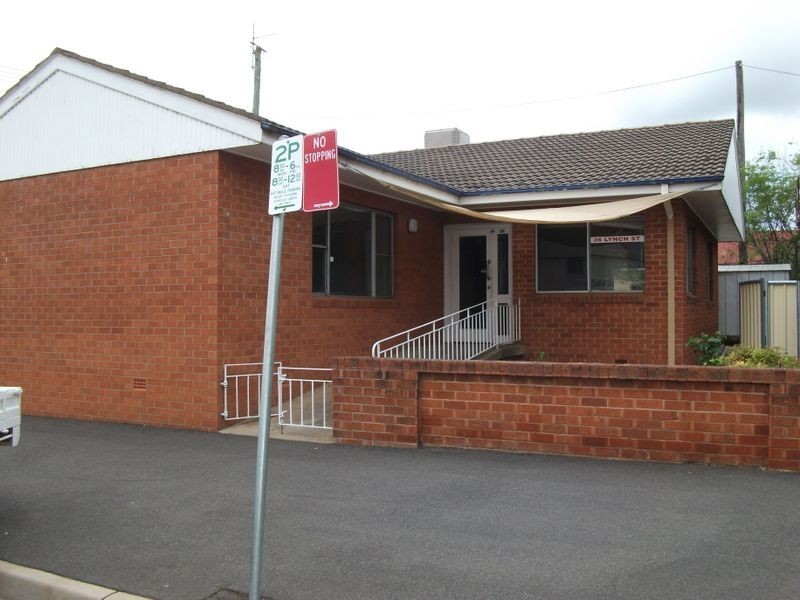 36 Lynch Street, Young NSW 2594