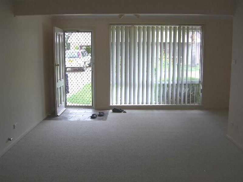 Unit 3/77 Edwards Street, Young NSW 2594