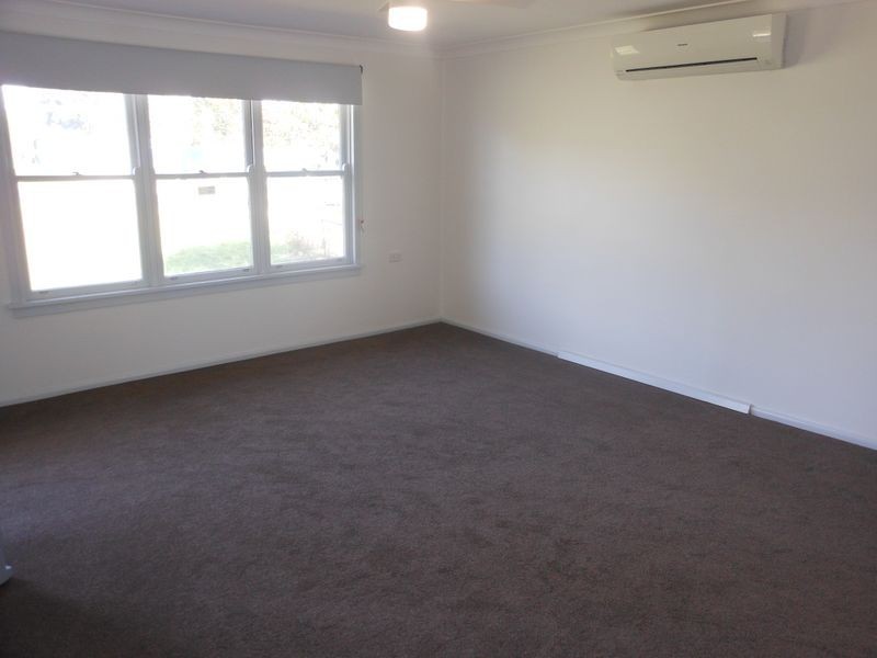 123 Berthong Street, Young NSW 2594