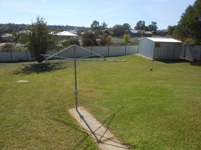 123 Berthong Street, Young NSW 2594