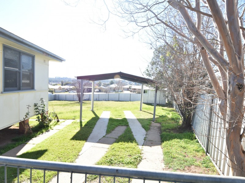 123 Berthong Street, Young NSW 2594
