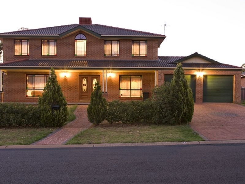 22 Jim Anderson Avenue, Young NSW 2594