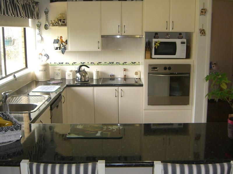 20 Pitstone Road, Young NSW 2594