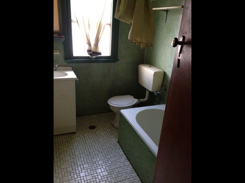 20 Binalong Street, Young NSW 2594