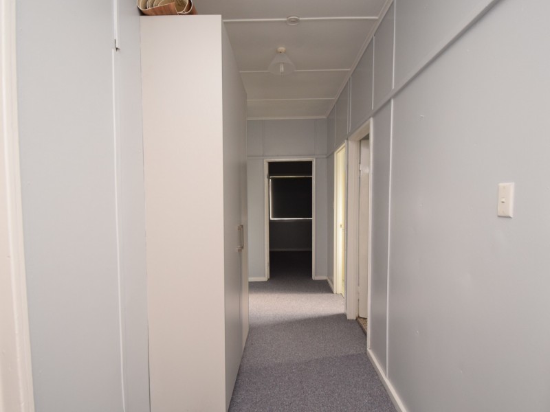 17 Musgrave Street, Young NSW 2594