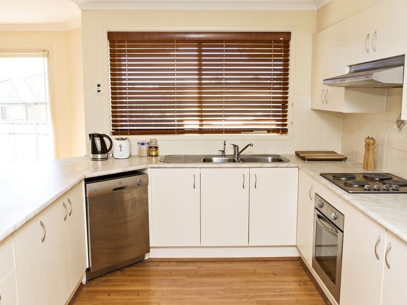 1 Hayden Place, Young NSW 2594