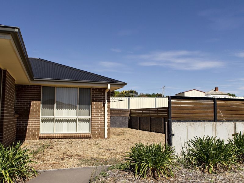 1 Hayden Place, Young NSW 2594