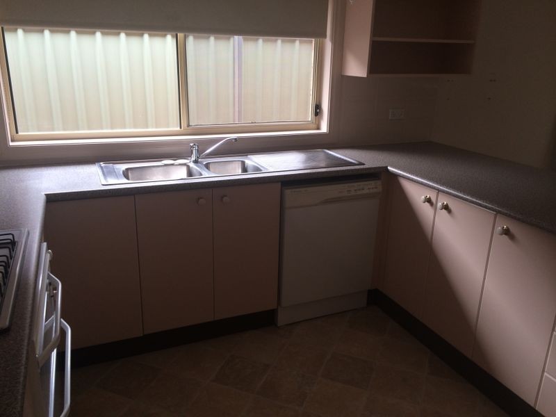 Unit 1/32 Nasmyth Street, Young NSW 2594