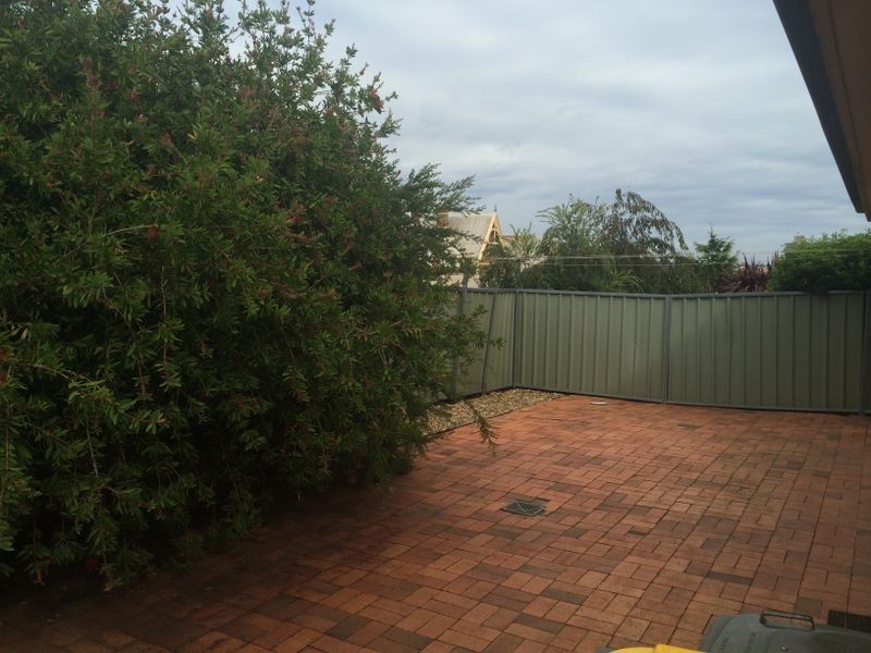 Unit 1/32 Nasmyth Street, Young NSW 2594