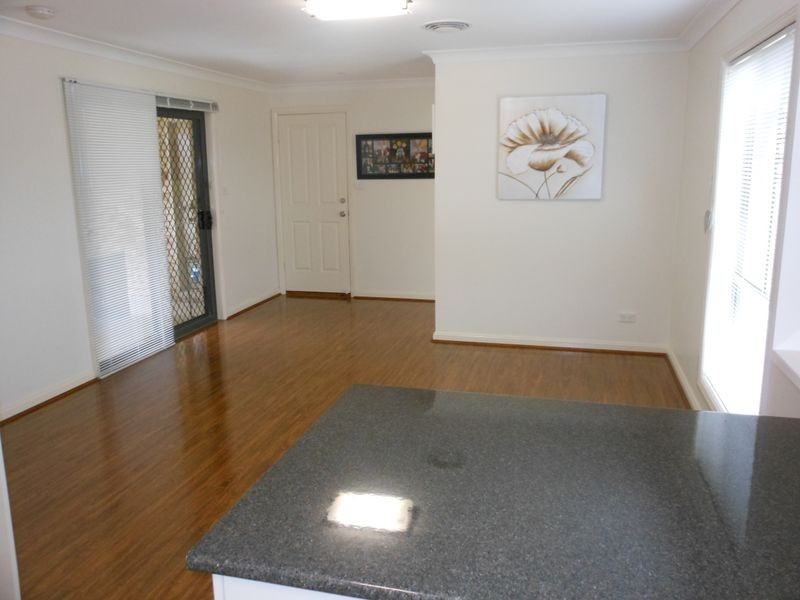 55B Templemore, Young NSW 2594