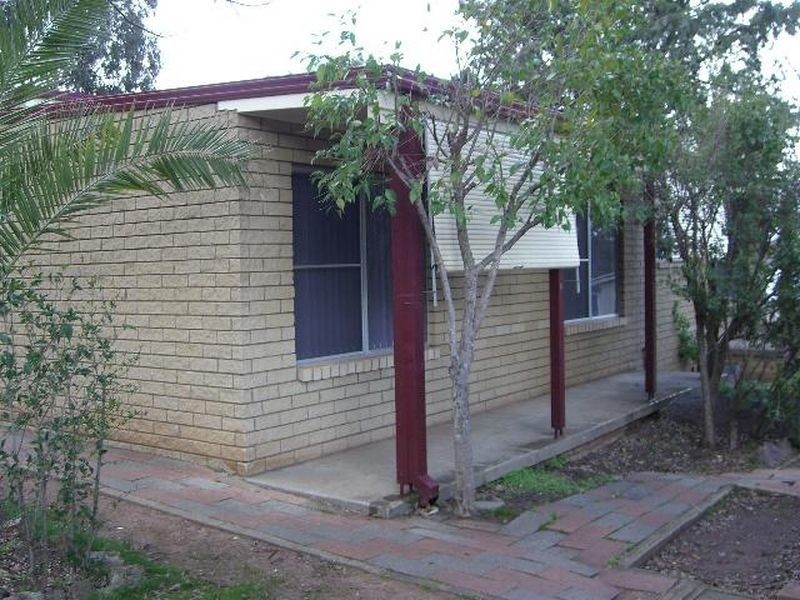 1 Fontenoy, Young NSW 2594
