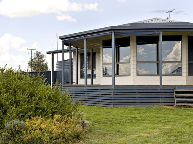 177 Golden Grove Road, Young NSW 2594