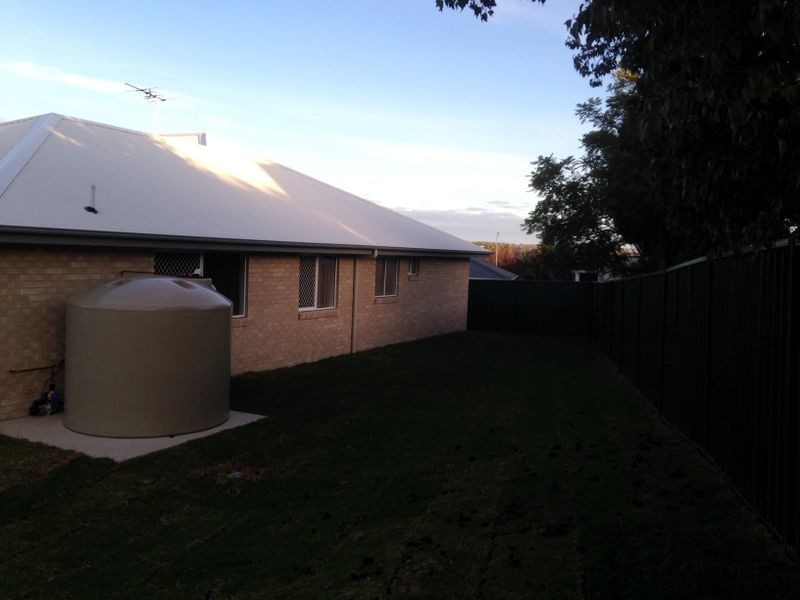 7 Molloy Place, Young NSW 2594