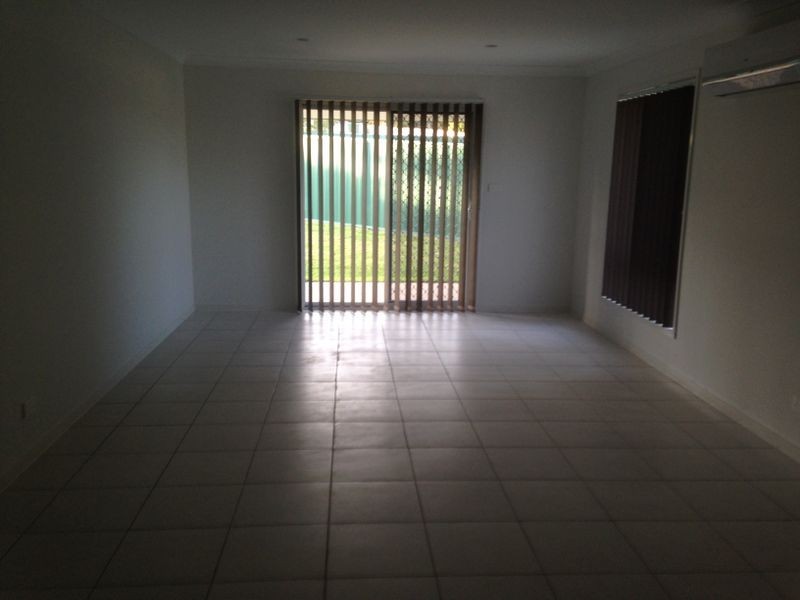 7 Molloy Place, Young NSW 2594