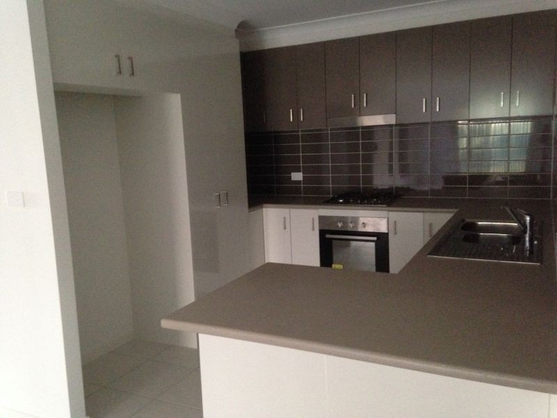 7 Molloy Place, Young NSW 2594