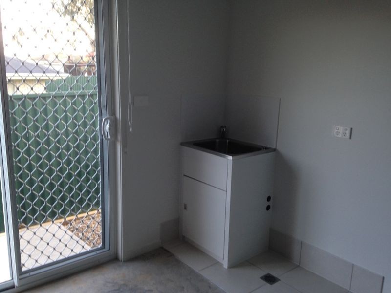 7 Molloy Place, Young NSW 2594