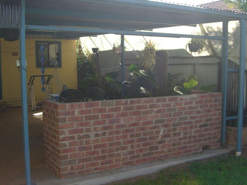 26 Spring Street, Young NSW 2594