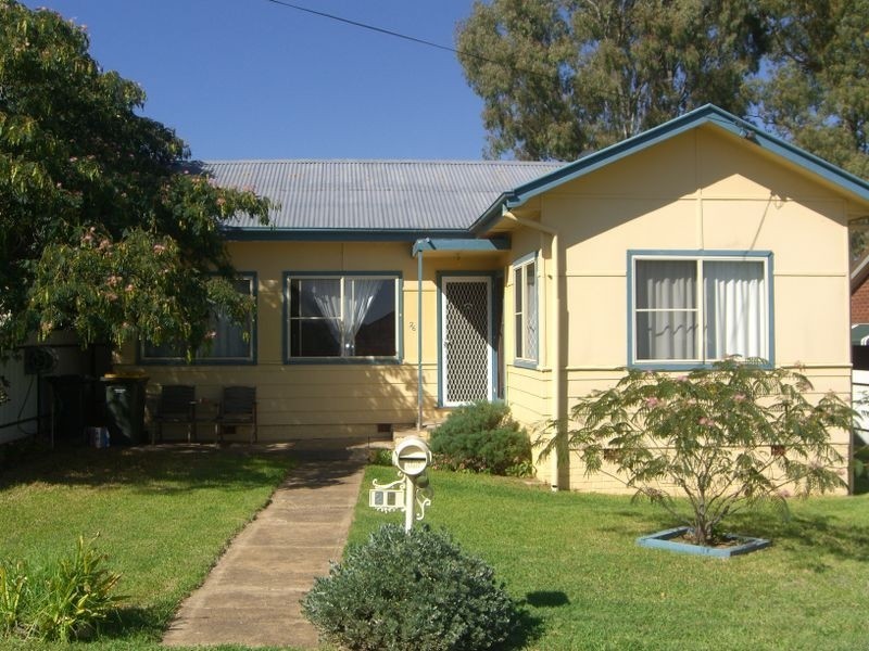 26 Spring Street, Young NSW 2594