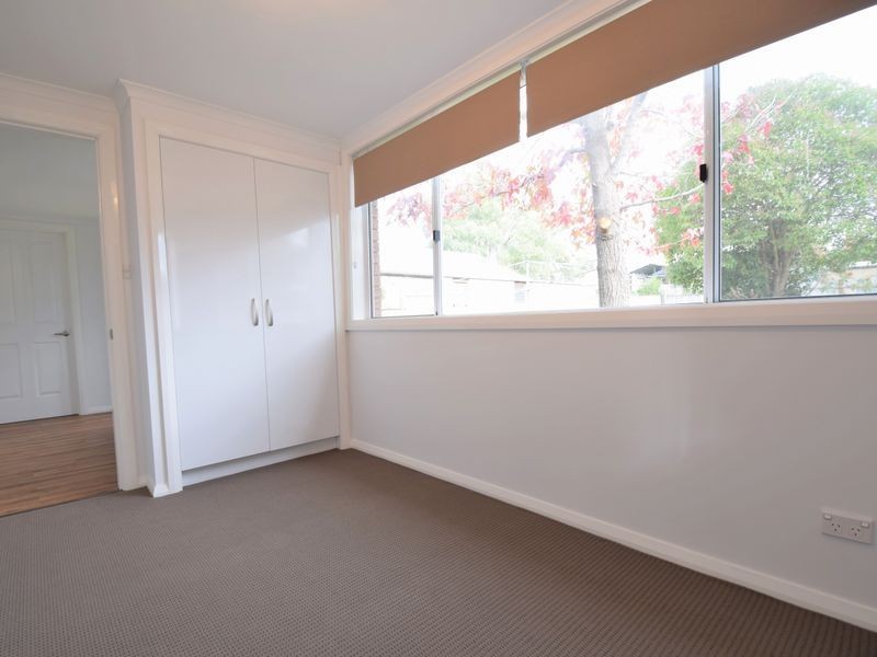 8 Miro Street, Young NSW 2594