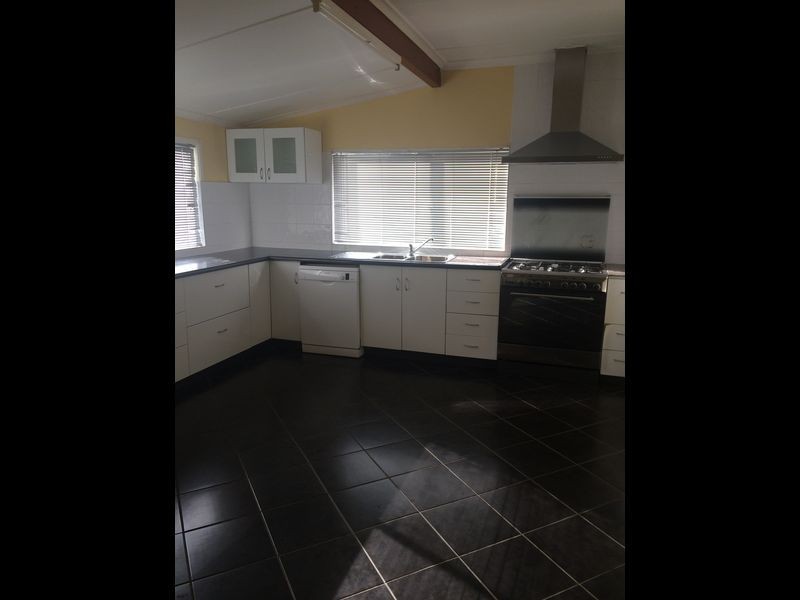 38 Thornhill Street, Young NSW 2594