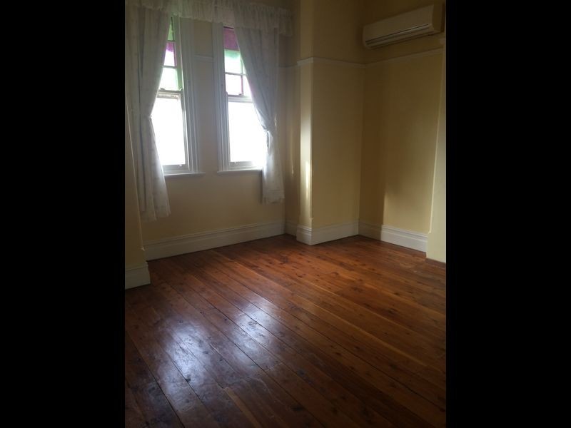 38 Thornhill Street, Young NSW 2594