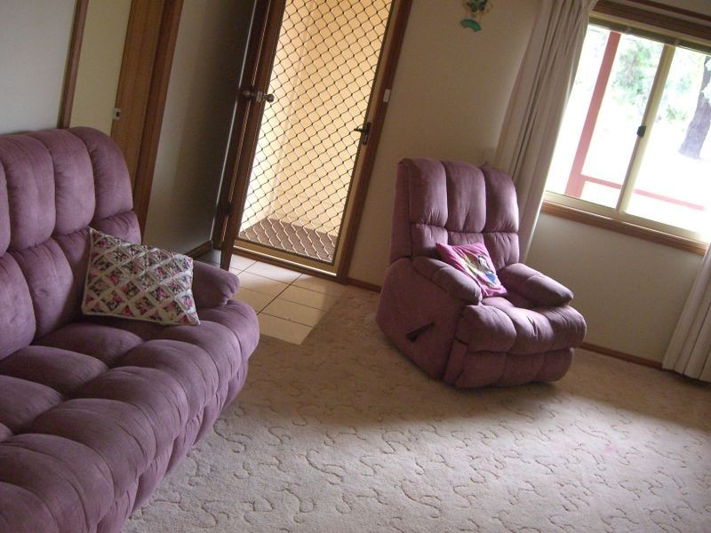 66 Yass Street, Young NSW 2594