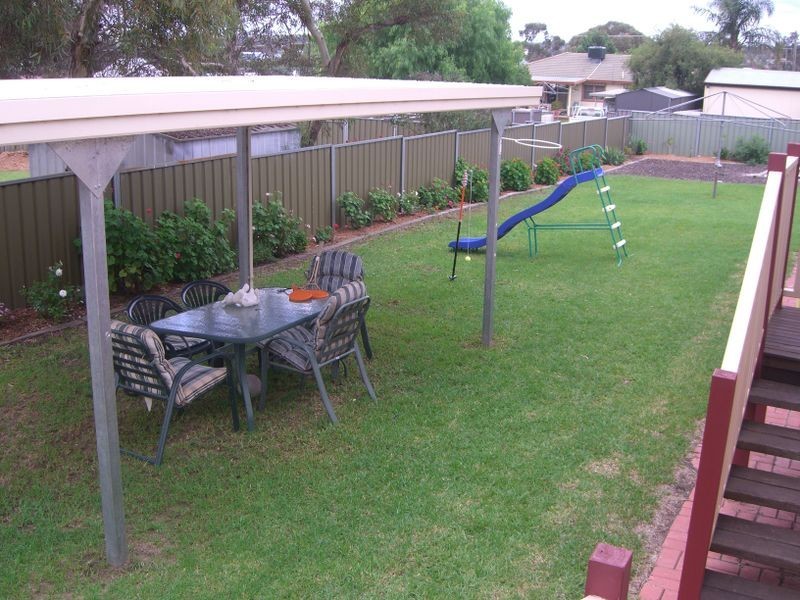 66 Yass Street, Young NSW 2594