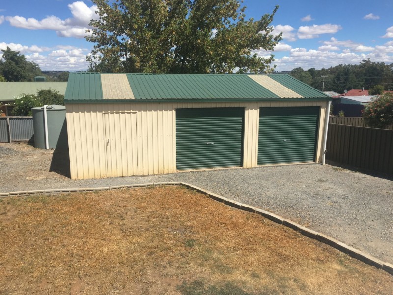 26 Musgrave St, Young NSW 2594