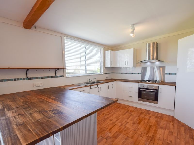 163 Prunvale Rd, Young NSW 2594