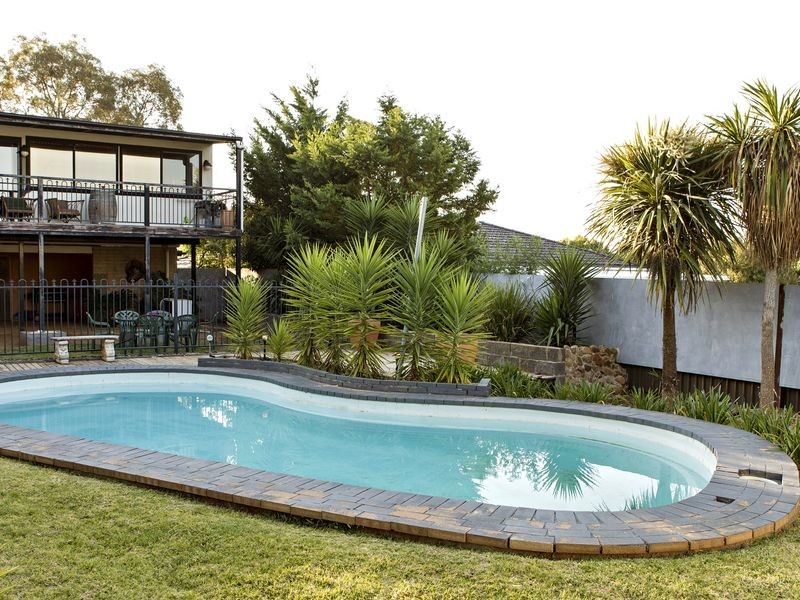 20 Back Creek Road, Young NSW 2594