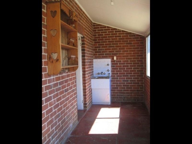 137 Nasmyth, Young NSW 2594