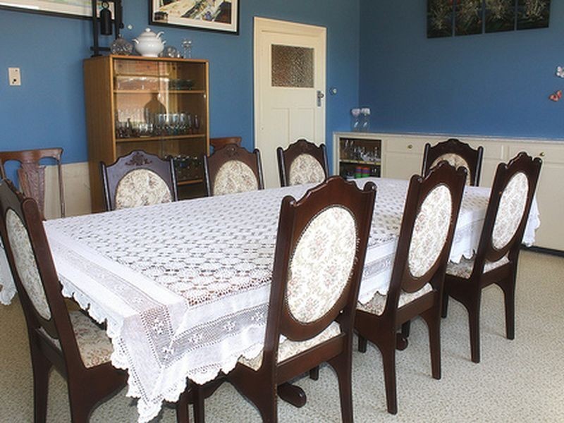 Vernon St, Young NSW 2594
