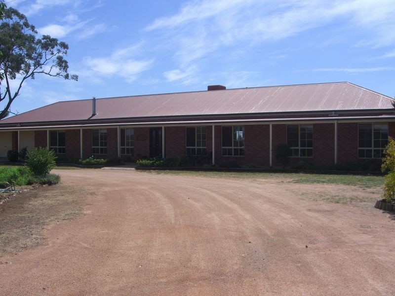 59 Thornell Road, Young NSW 2594