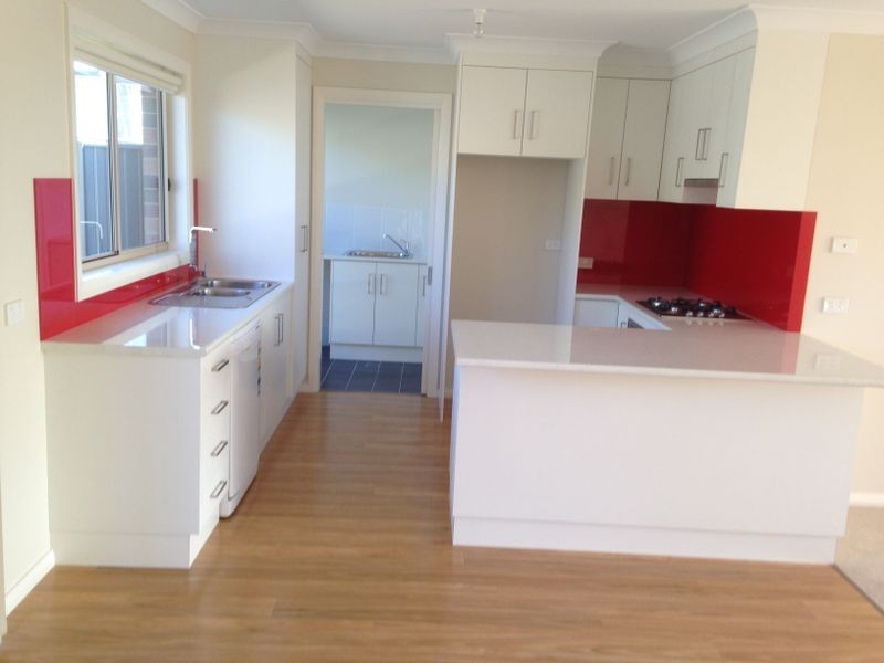 22 b Thorhill Street, Young NSW 2594