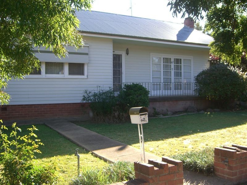 61 William Street, Young NSW 2594