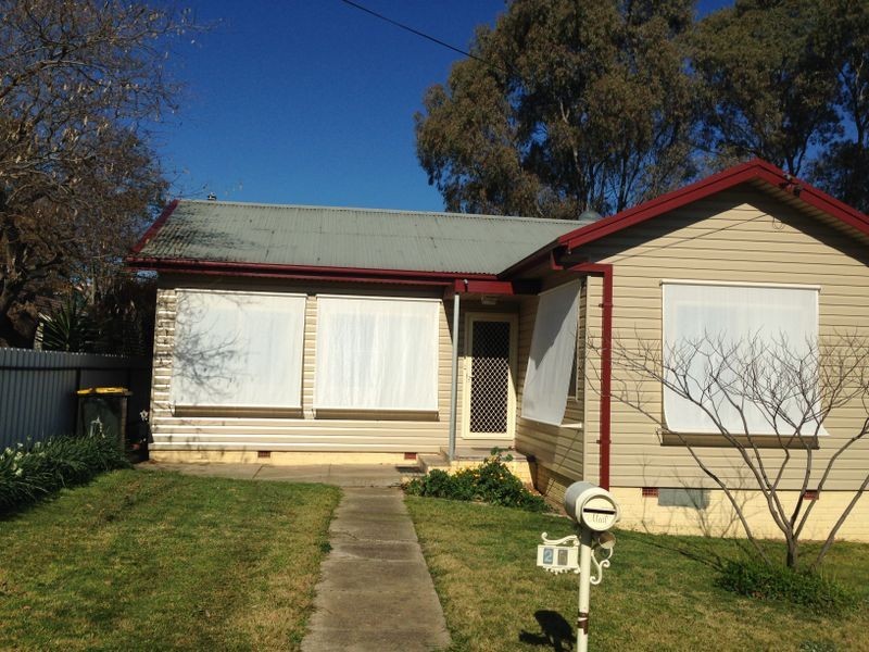 26 Spring Street, Young NSW 2594