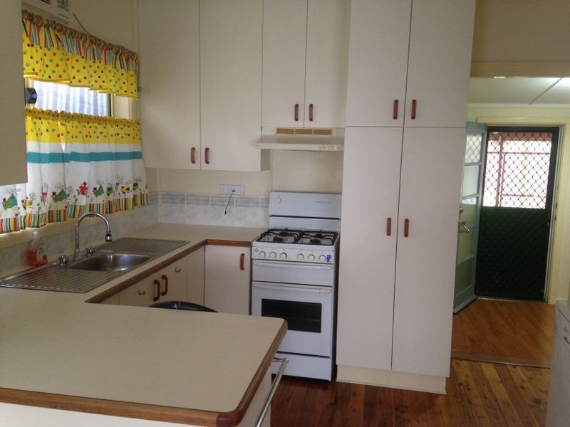 26 Spring Street, Young NSW 2594