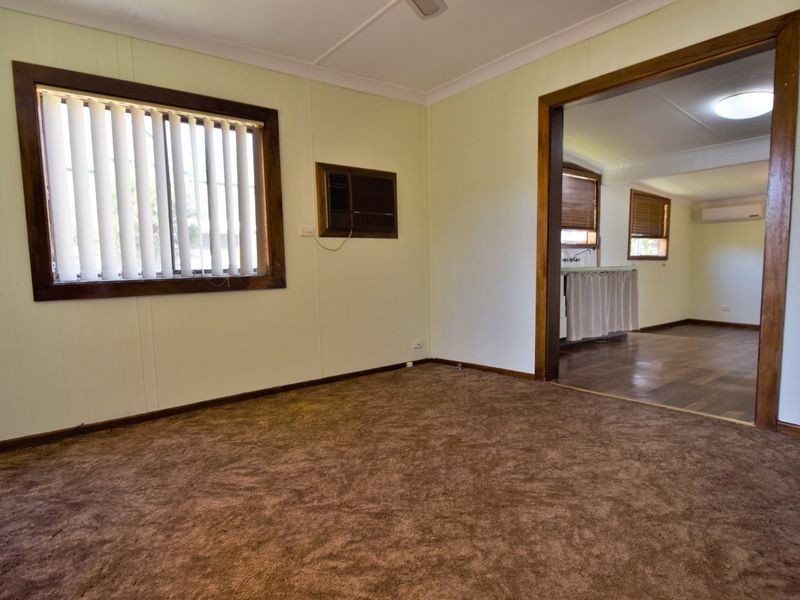 22 Spring Street, Young NSW 2594