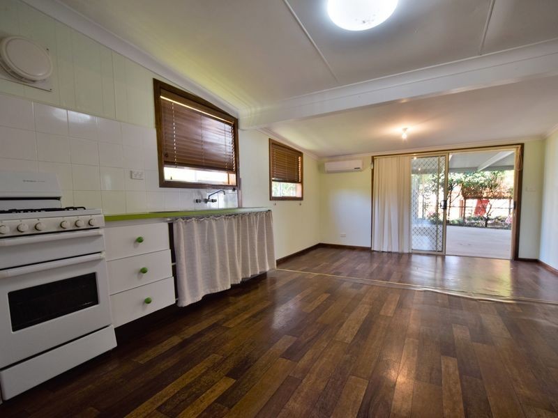 22 Spring Street, Young NSW 2594