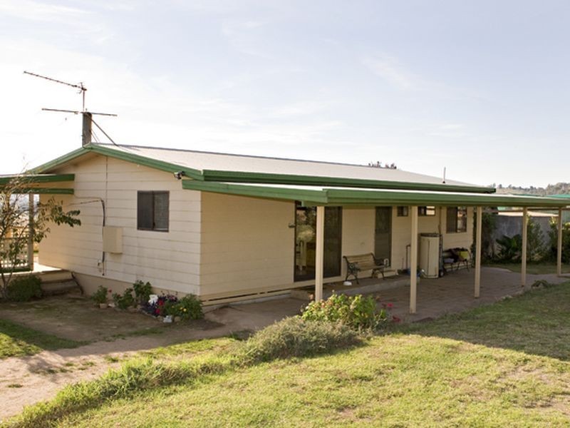 500 Chillingworks Road, Young NSW 2594