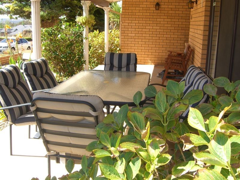 60 Fontenoy Street, Young NSW 2594