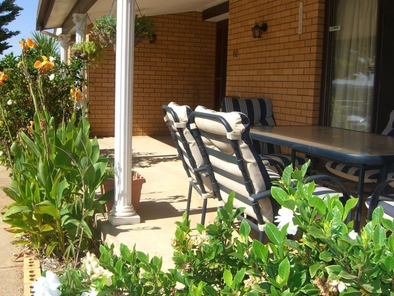 60 Fontenoy Street, Young NSW 2594